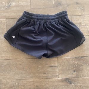 Lulu lemon Hotty hot shorts